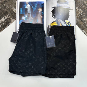L.V SWIM SHORTS BLACK