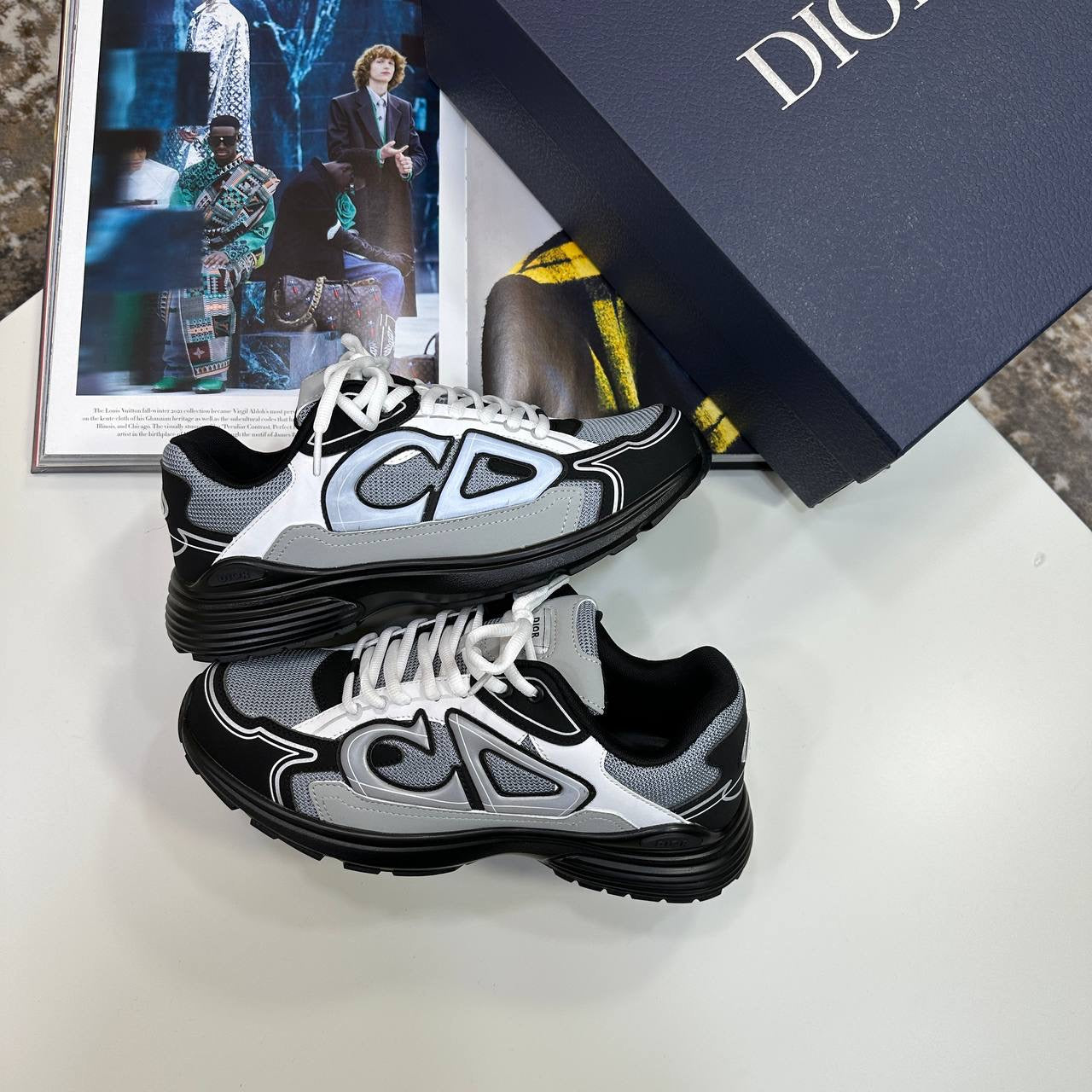 B30 TRAINER-GREY/BLACK