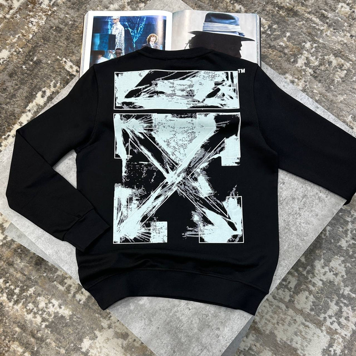 OFF-W BACK BIG PRINT JUMPER BLACK