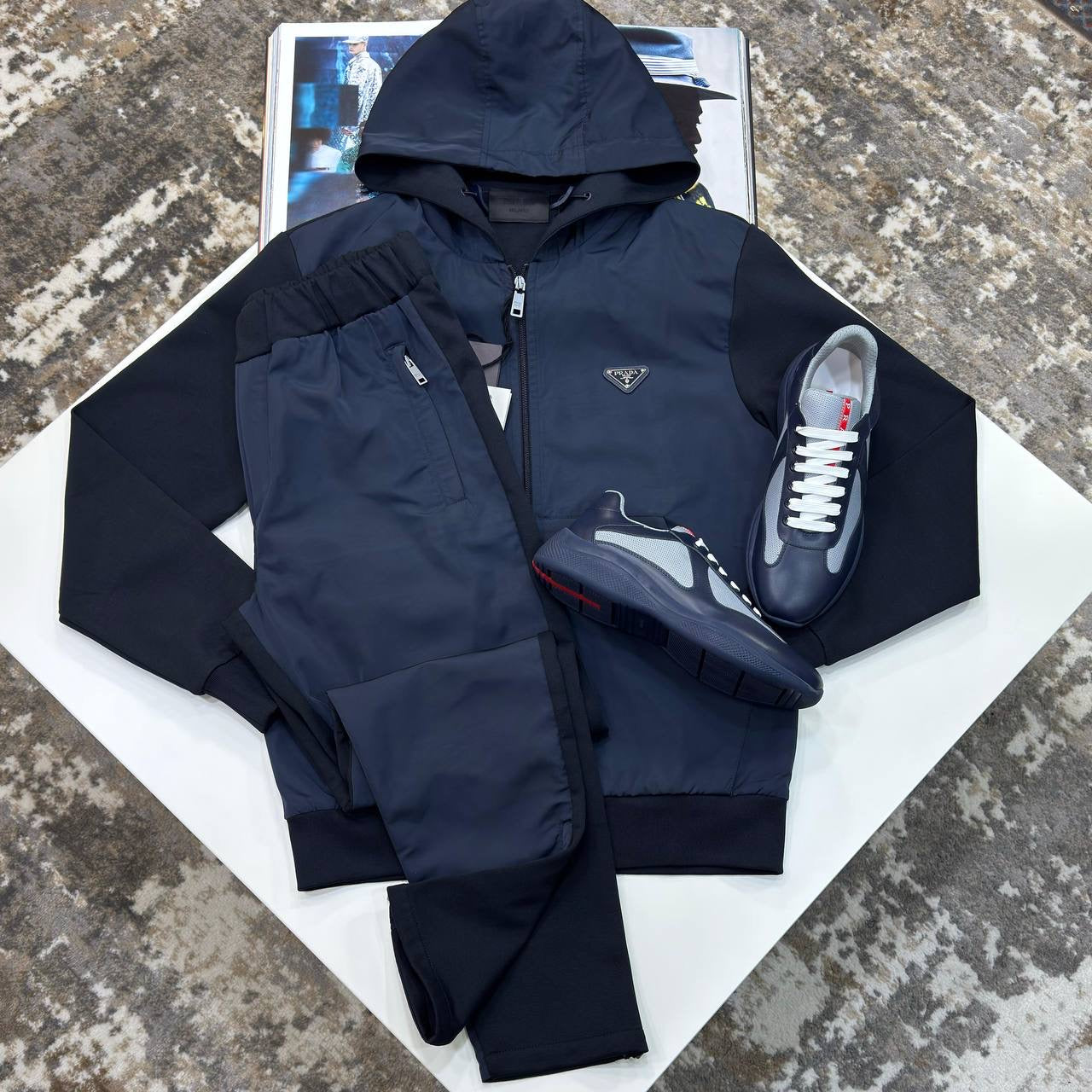 PRDA TRACKSUIT FROMT METAL BADGE NAVY
