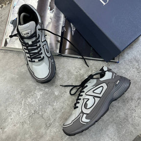 B-30 TRAINER ALL GREY