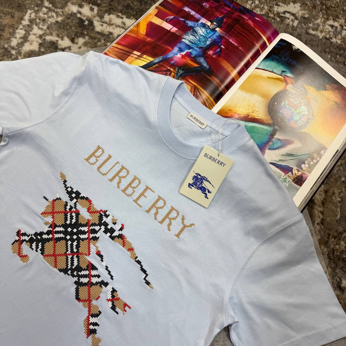 BRBRY TSHIRT-LIGHT BLUE