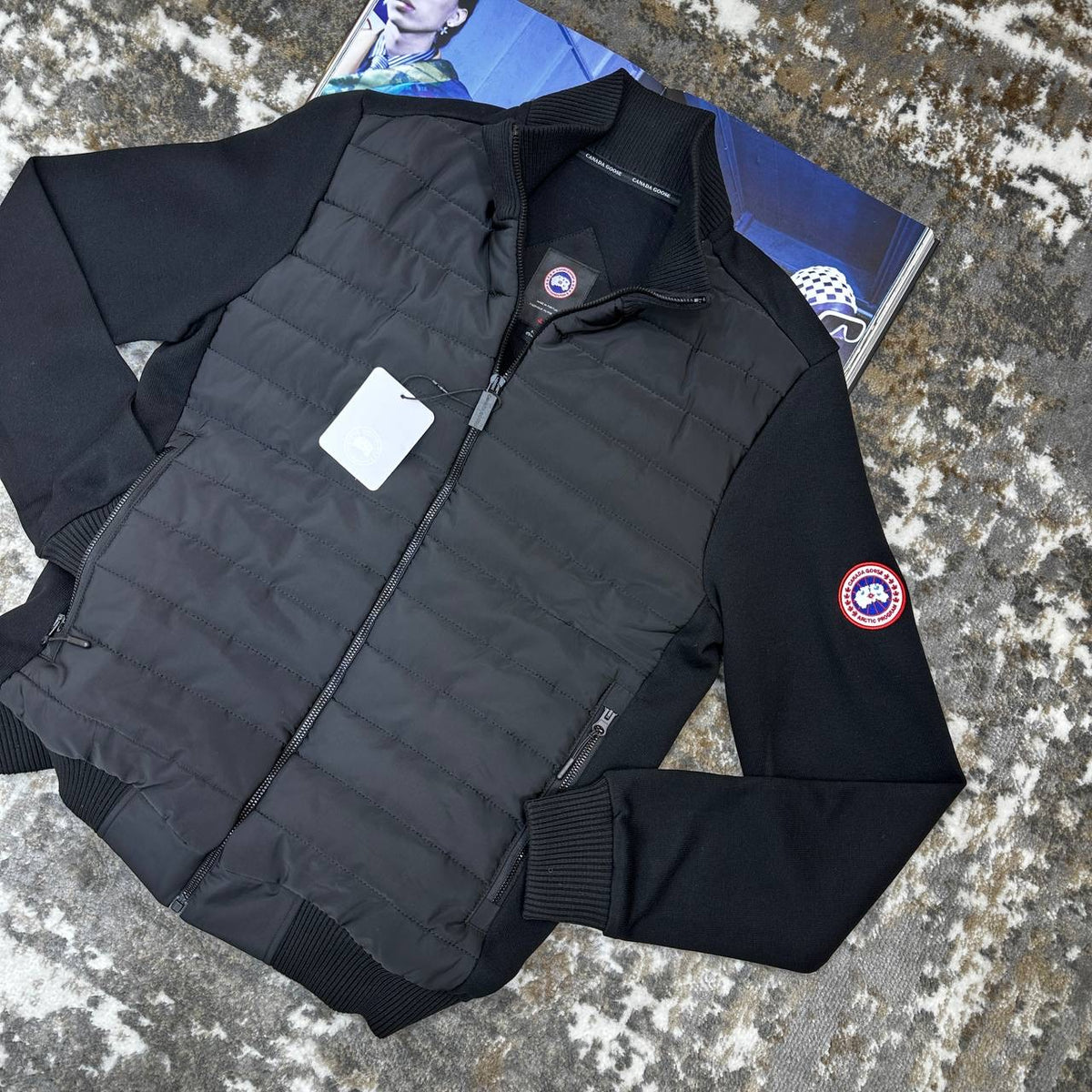 CNADA-GOOSE ZIP JACKET-BLACK WITH RED BADGE