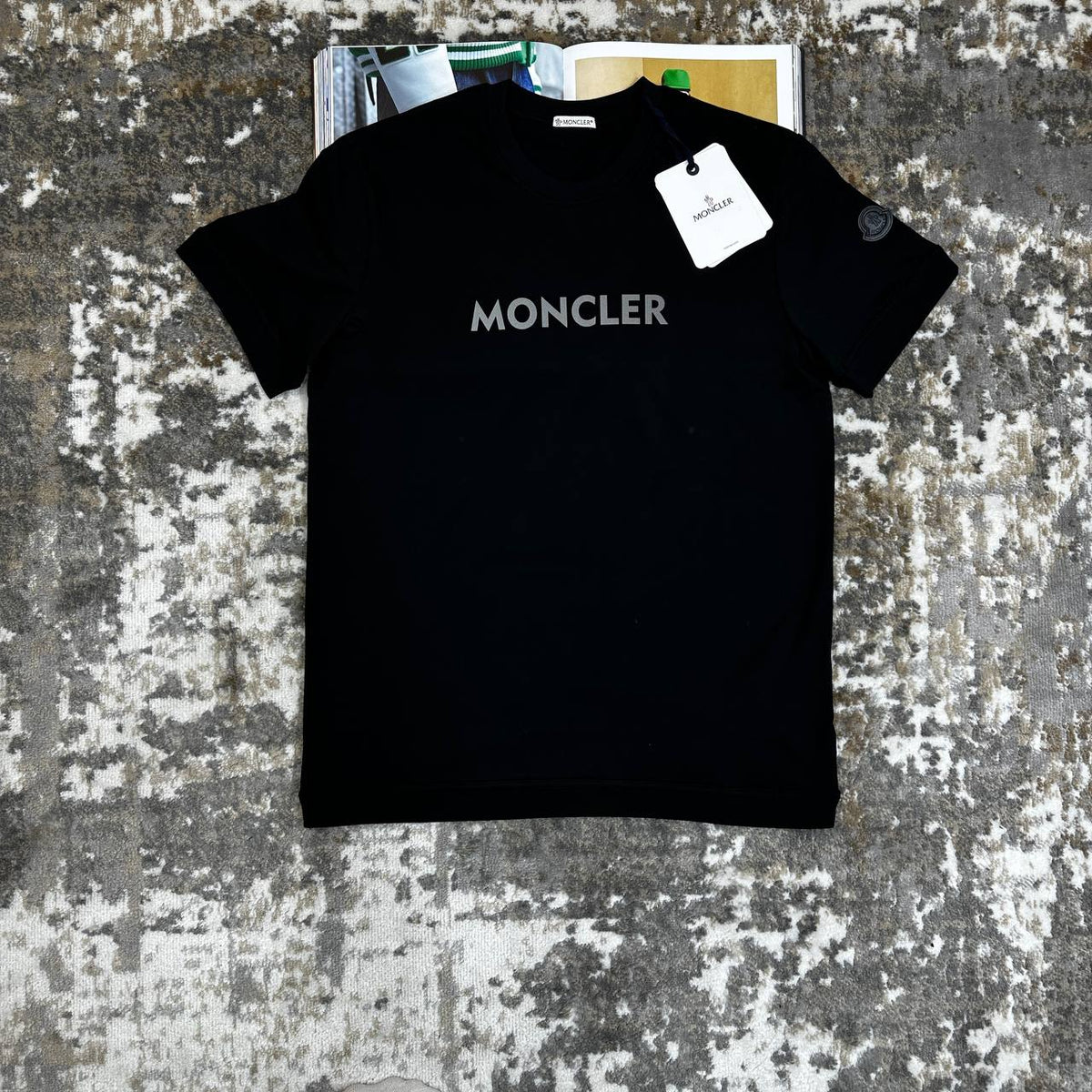 MNLCR TSHIRT-BLACK
