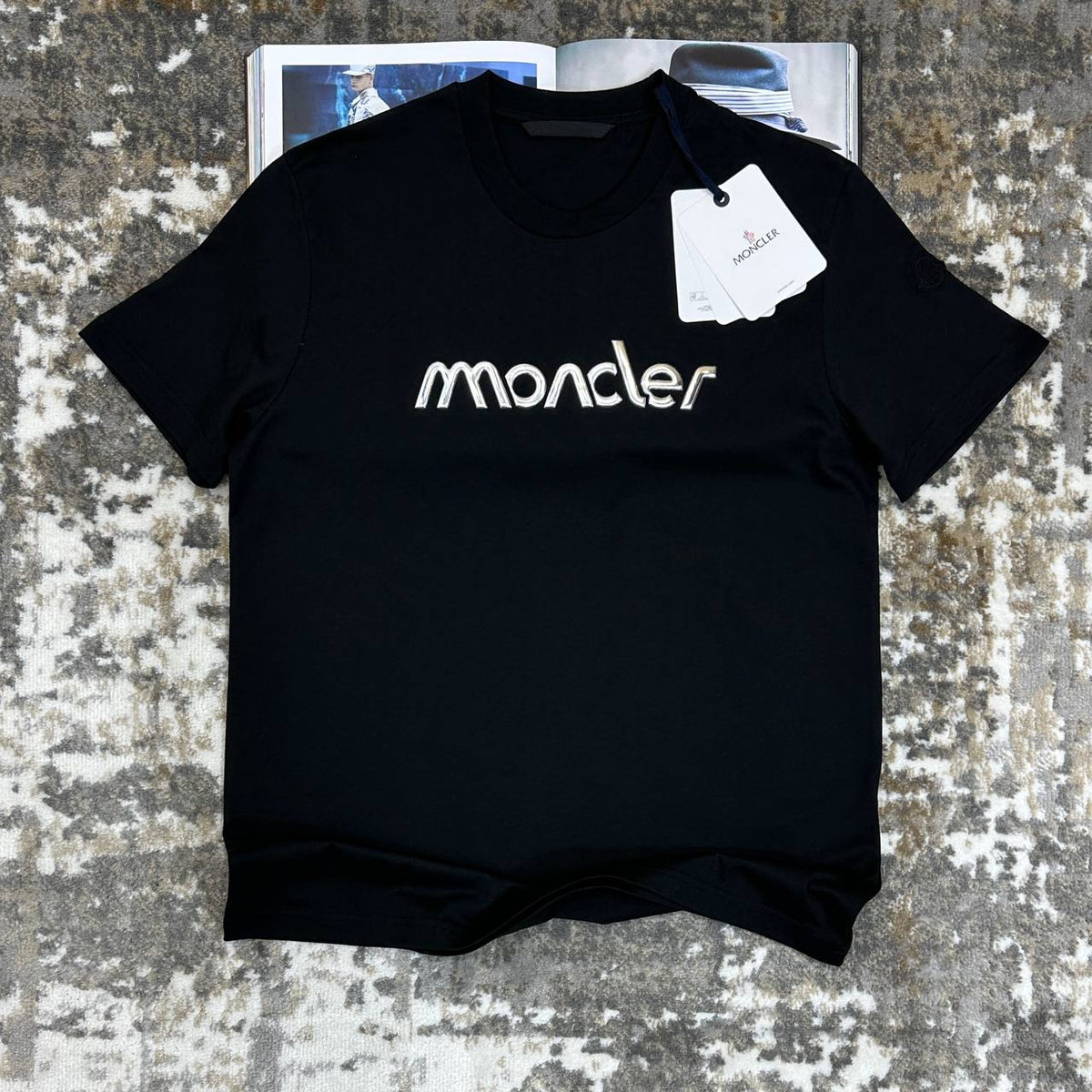 MNCLR TSHIRT-BLACK