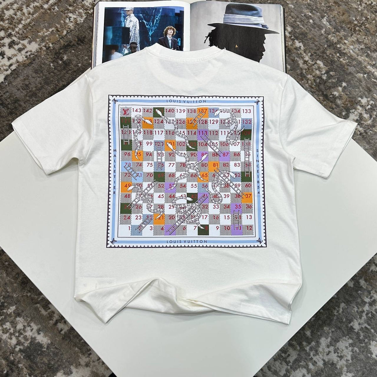 L.V BACK BIG SNAKE PRINTED TSHIRT-WHITE