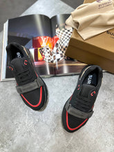 BRBERY TRAINER BLACK/RED