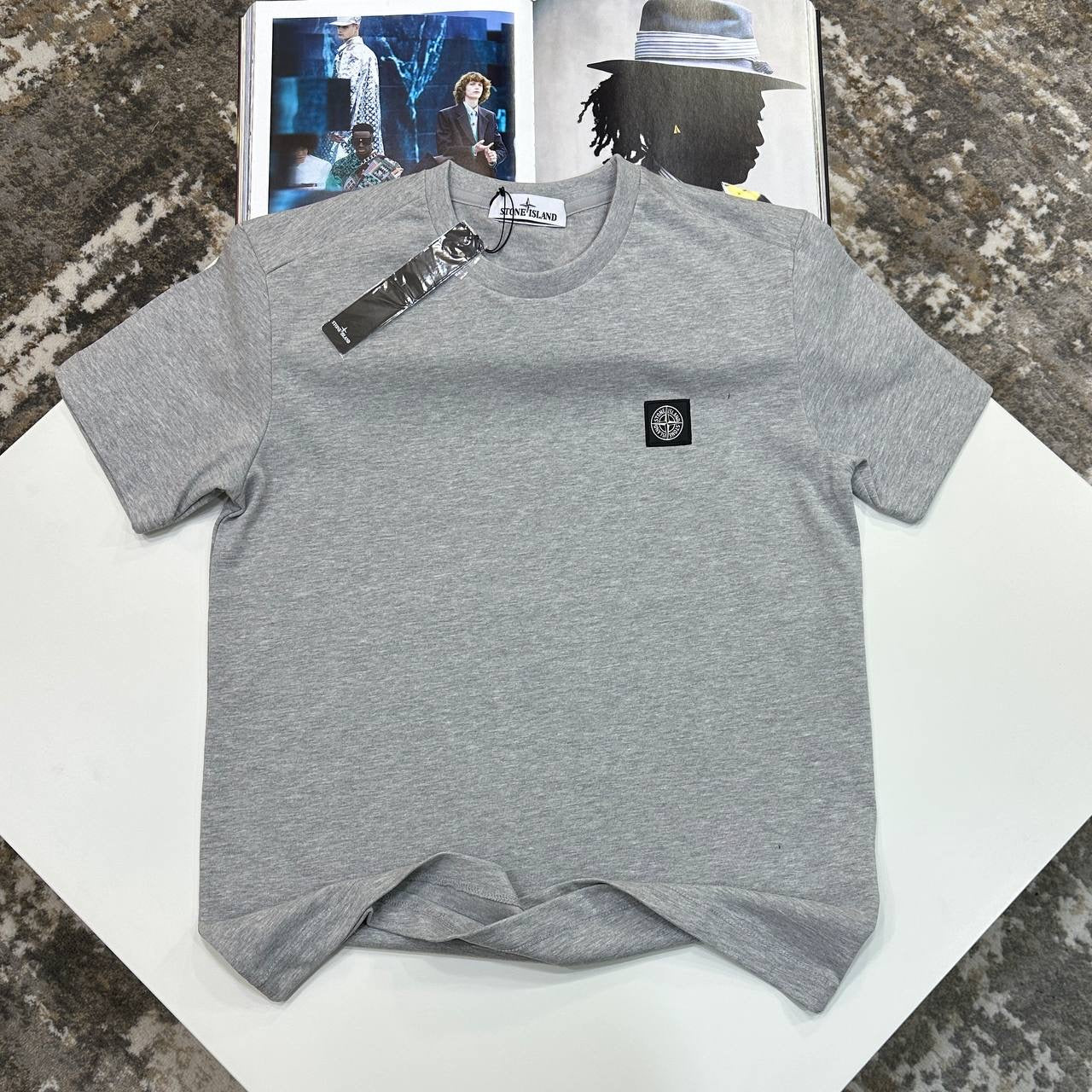 STN-ISLND TSHIRT-LIGHT GREY