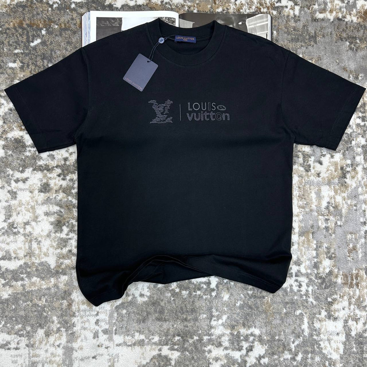 LUOS-VUTON EMBROIDERY TSHIRT-BLACK