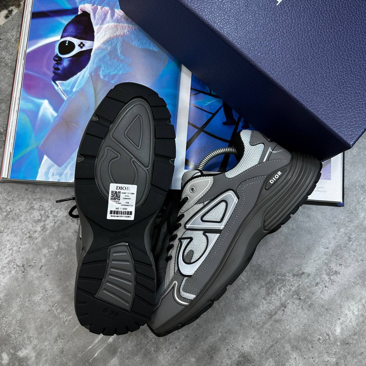 B30 TRAINER-GREY