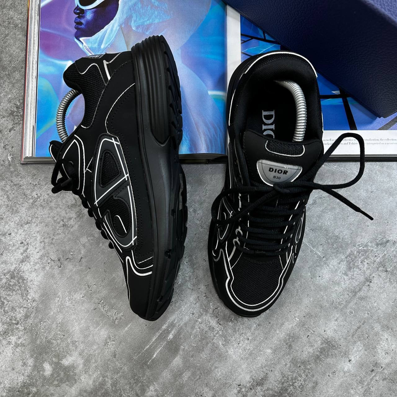 B30 TRAINER-BLACK