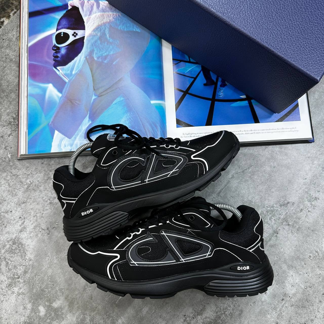 B30 TRAINER-BLACK
