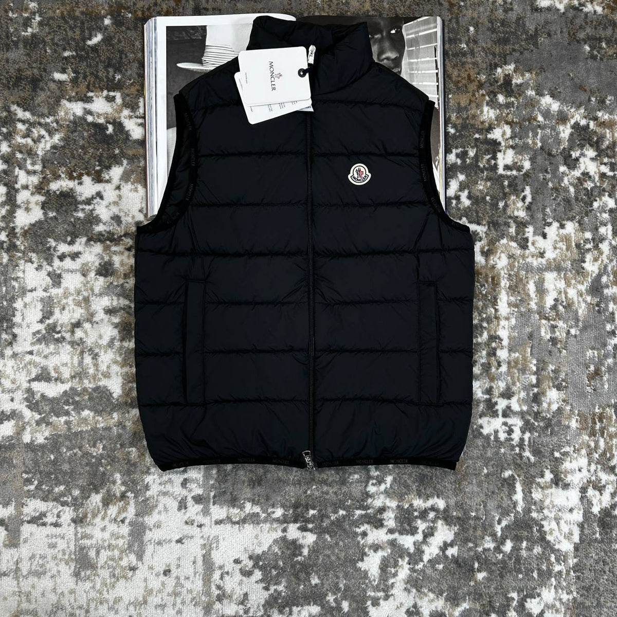 MNCLR BODY WARMER -BLACK