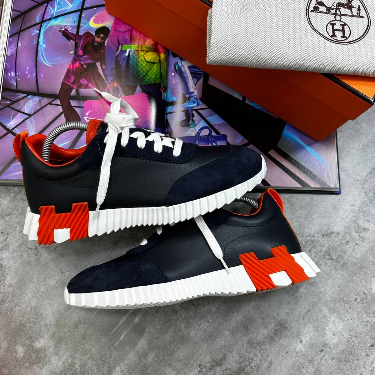 HRMS BOUNCING TRAINERS  BLACK|ORANGE