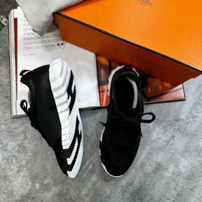 HRMS BOUNCING TRAINERS  BLACK|WHITE