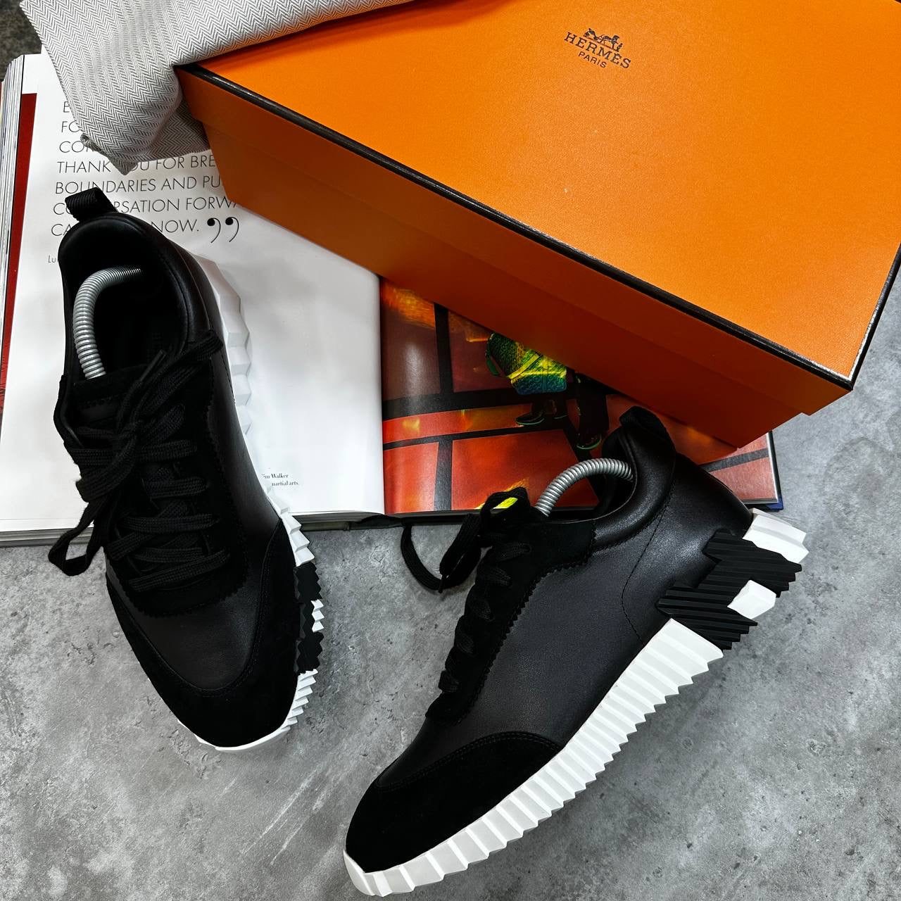 HRMS BOUNCING TRAINERS  BLACK|WHITE