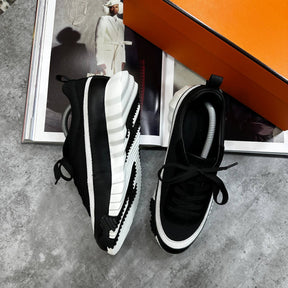 HRMS BOUNCING TRAINERS  BLACK|WHITE