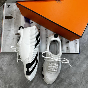 HRMS BOUNCING TRAINERS  BLACK/WHITE