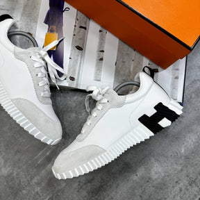 HRMS BOUNCING TRAINERS  BLACK/WHITE