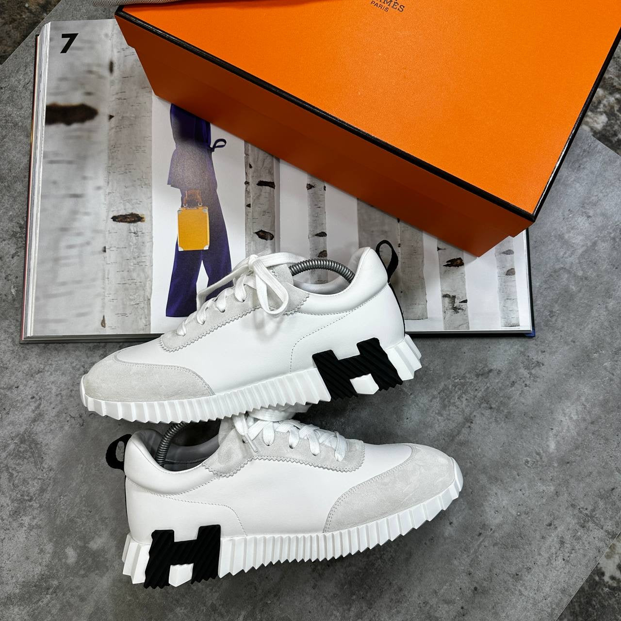 HRMS BOUNCING TRAINERS  BLACK/WHITE