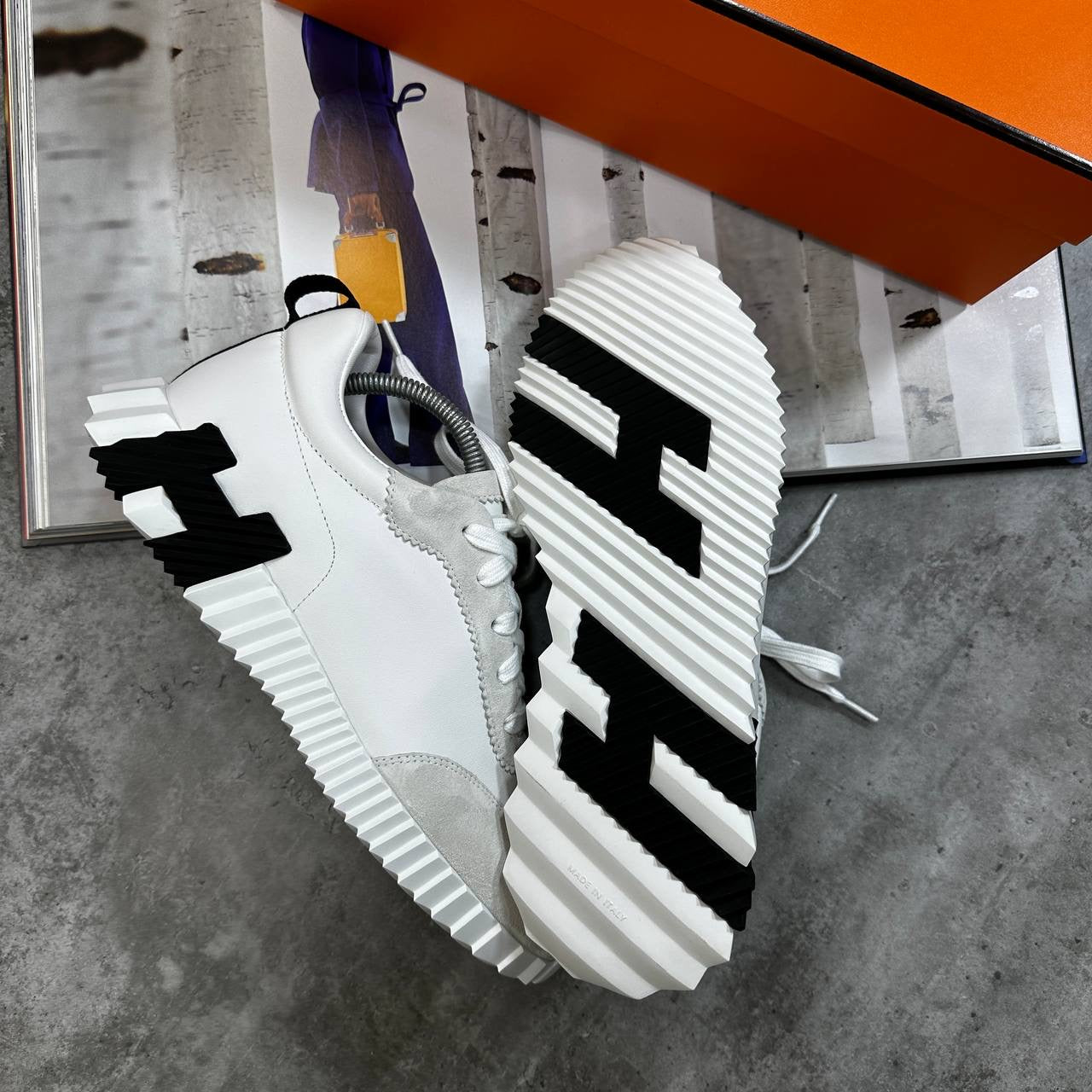 HRMS BOUNCING TRAINERS  BLACK/WHITE