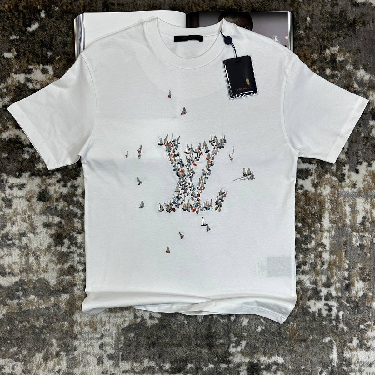 LOUS-V TSHIRT-WHITE