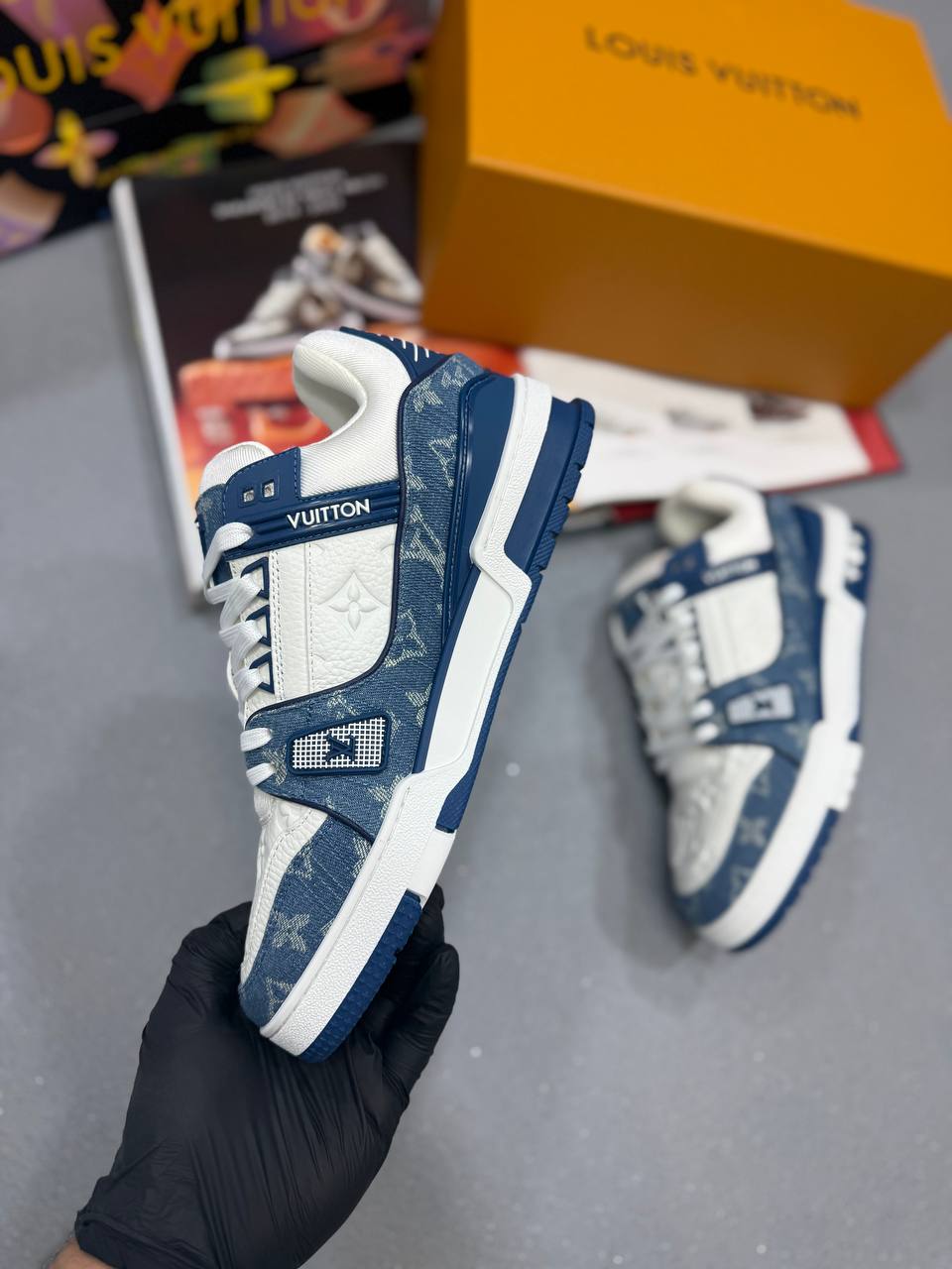 LVE TRAINER - BLUE / WHITE