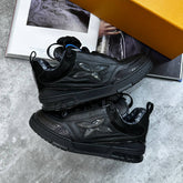 LVE TRAINER - BLACK