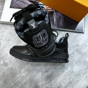 LVE TRAINER - BLACK
